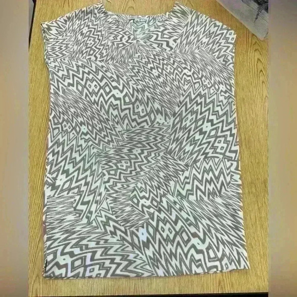 Maggy London Zig Zag Oversized Dress Size 6 - Picture 2 of 4